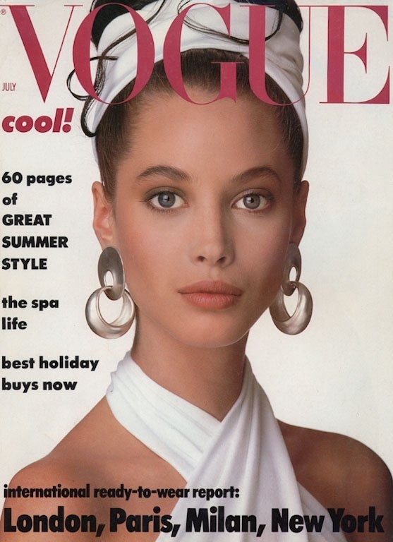 Christy Turlington már 17 évesen szerepelt a Vogue 1986 júliusi címlapján